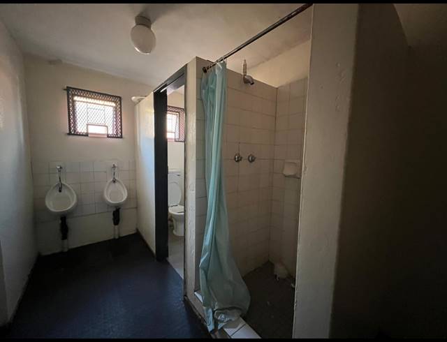 431M² WAREHOUSE TO LET IN STRIJDOMPARK